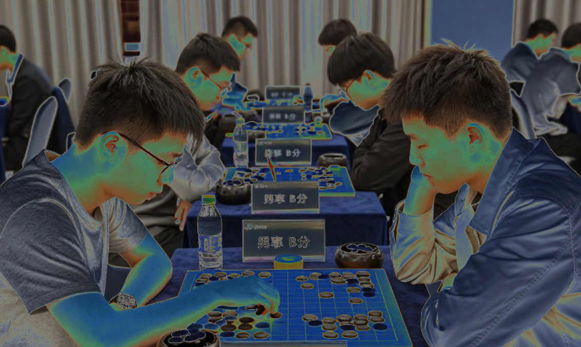 GCL 2026: Nepomniachtchi làm Carlsen khiếp sợ trước khi thắng Sindarov trên đồng hồ