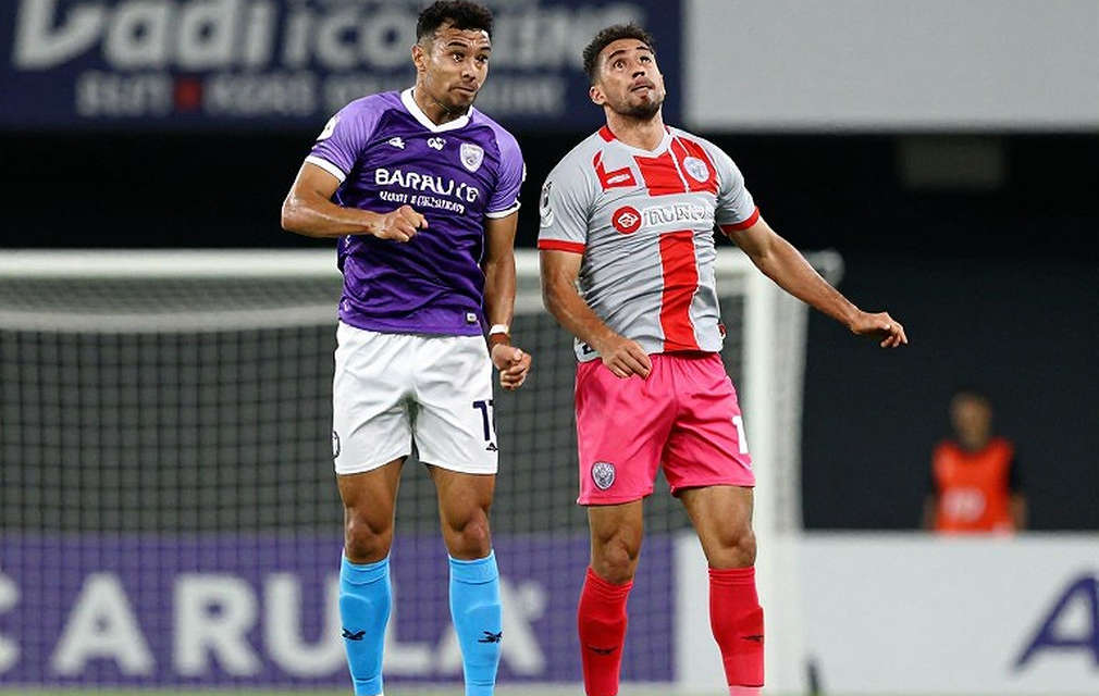 VAR tại V.League: Khi một quyết định cần ba giây, nhưng để có ba giây đó phải mất ba năm