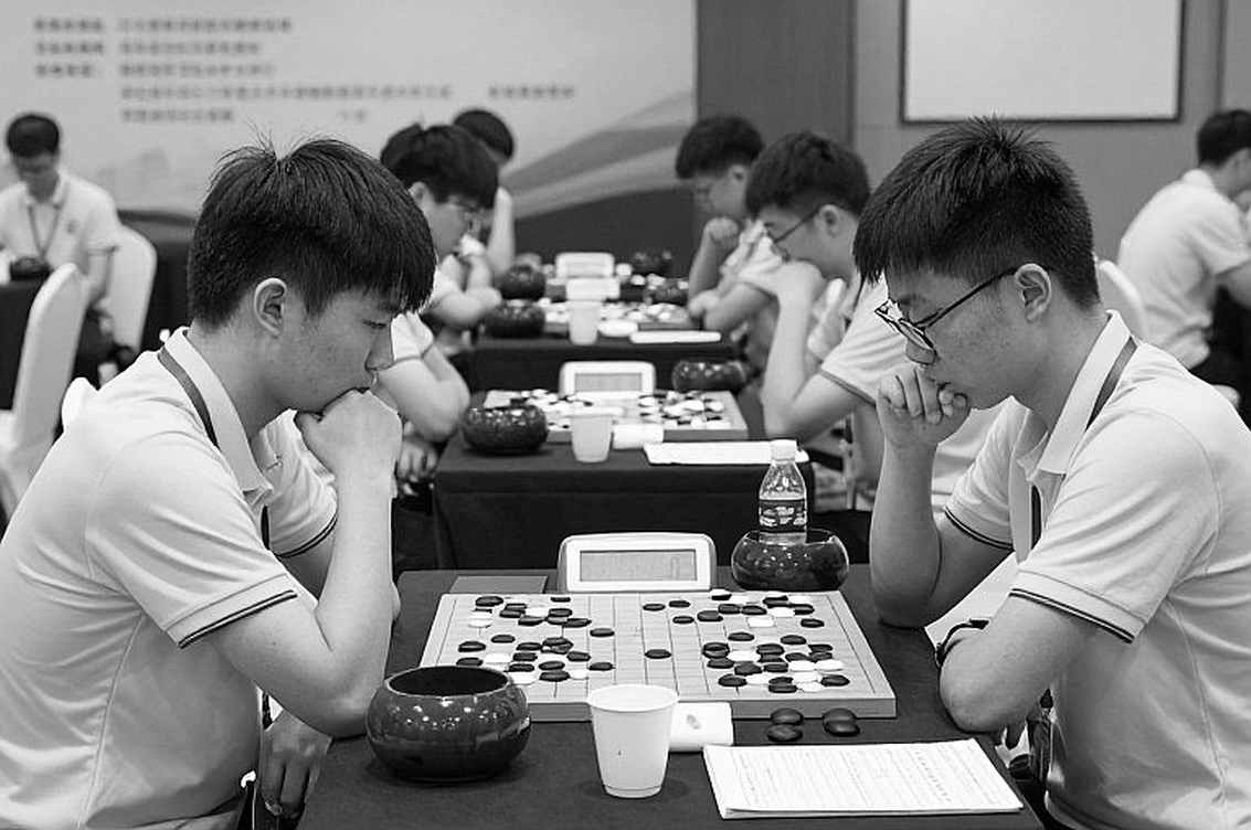 Bảy hệ thống né 2.c4 sau 1.d4 d5: Gánh nặng chuẩn bị đổ về quân Đen