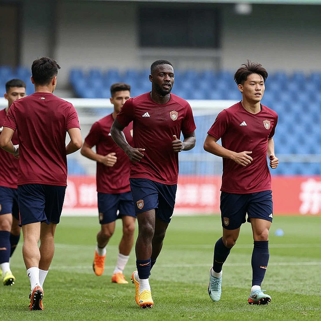 Pep Guardiola ngồi khán đài Etihad giữa cơn bão tài chính: Vùng lỗi của một câu chuyện không có bằng chứng