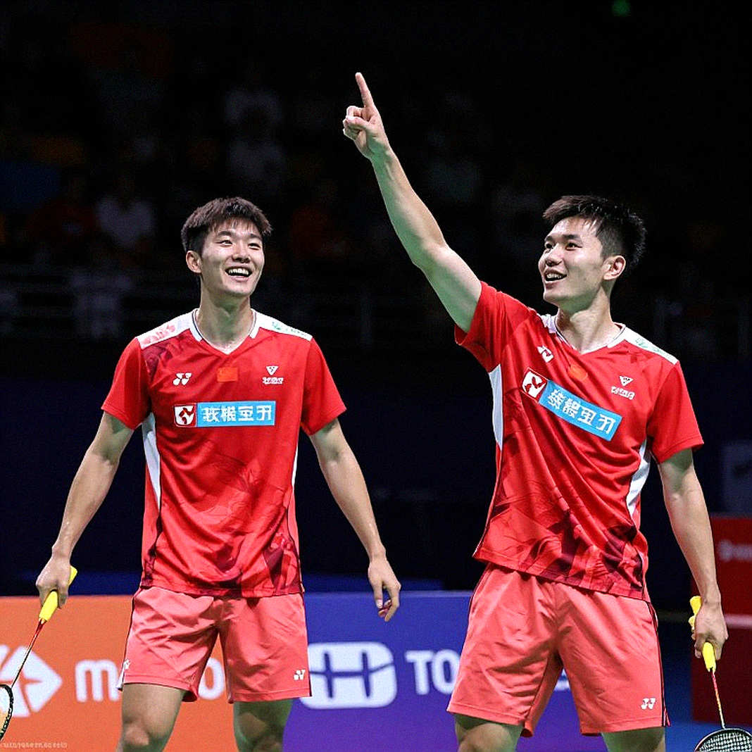 Alwi Farhan tập cùng Kento Momota: Indonesia hoàn tất trại chuẩn bị cuối trước Asian Games 2026
