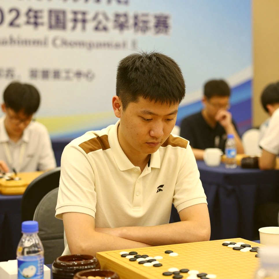 Praggnanandhaa có thực sự đe dọa Carlsen? Dữ liệu nói gì về câu chuyện 'kẻ hủy diệt' Praggnanandhaa có thực sự đe dọa Carlsen? Dữ liệu nói gì về câu chuyện 'kẻ hủy diệt'