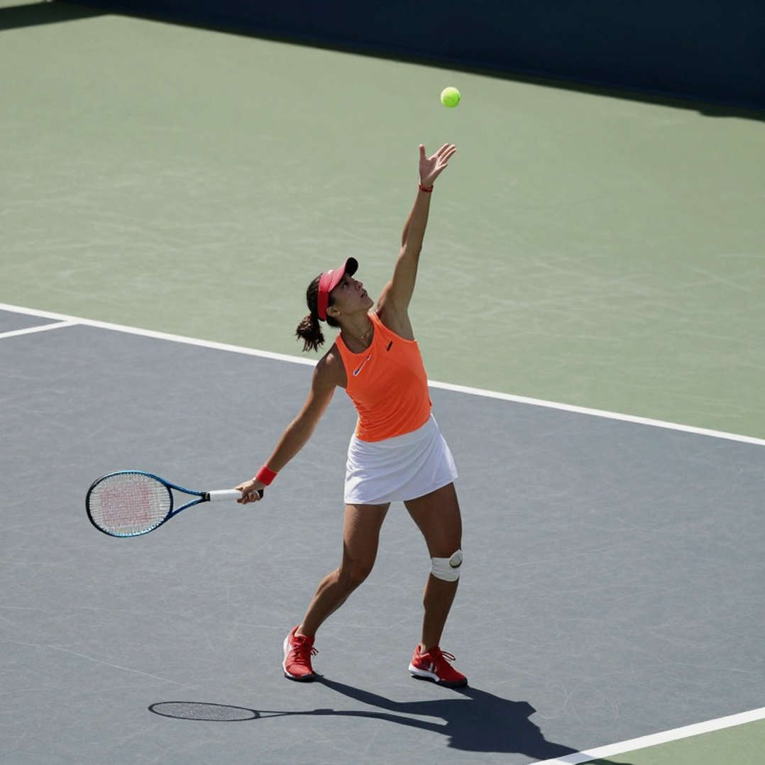 Zheng Qinwen làm nên điều phi thường: Ngược dòng 0-5 hạ Swiatek tại US Open