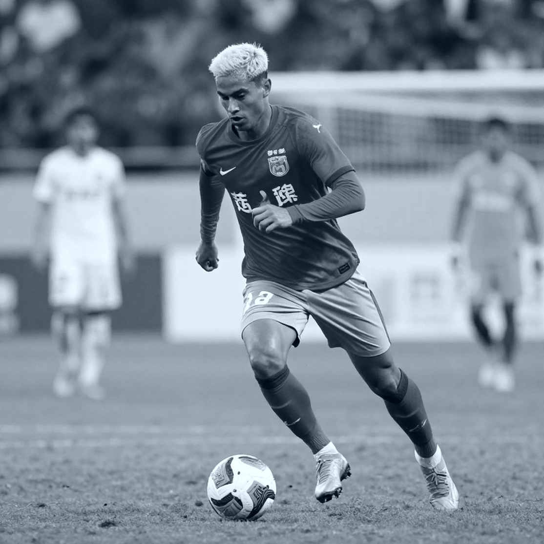 Khi Chivas nhận ra họ đã xây cả hàng phòng ngự quanh một thủ môn